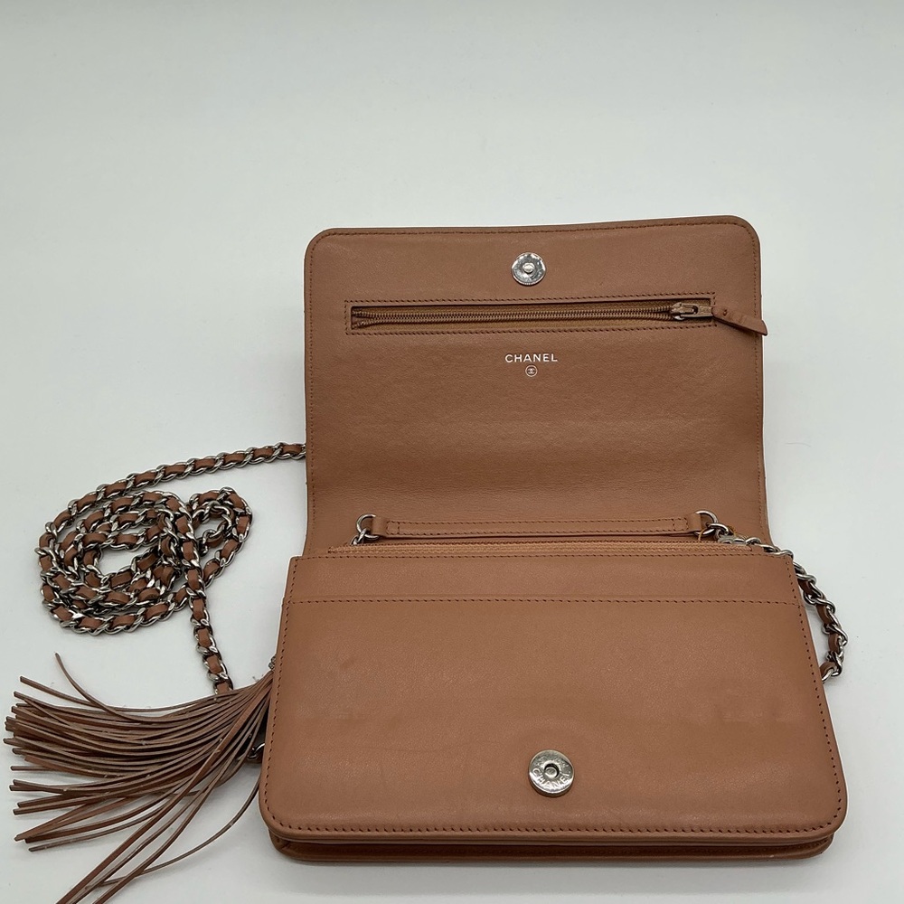 Chanel Rose Wallet on Chain - Picture 3 of 8